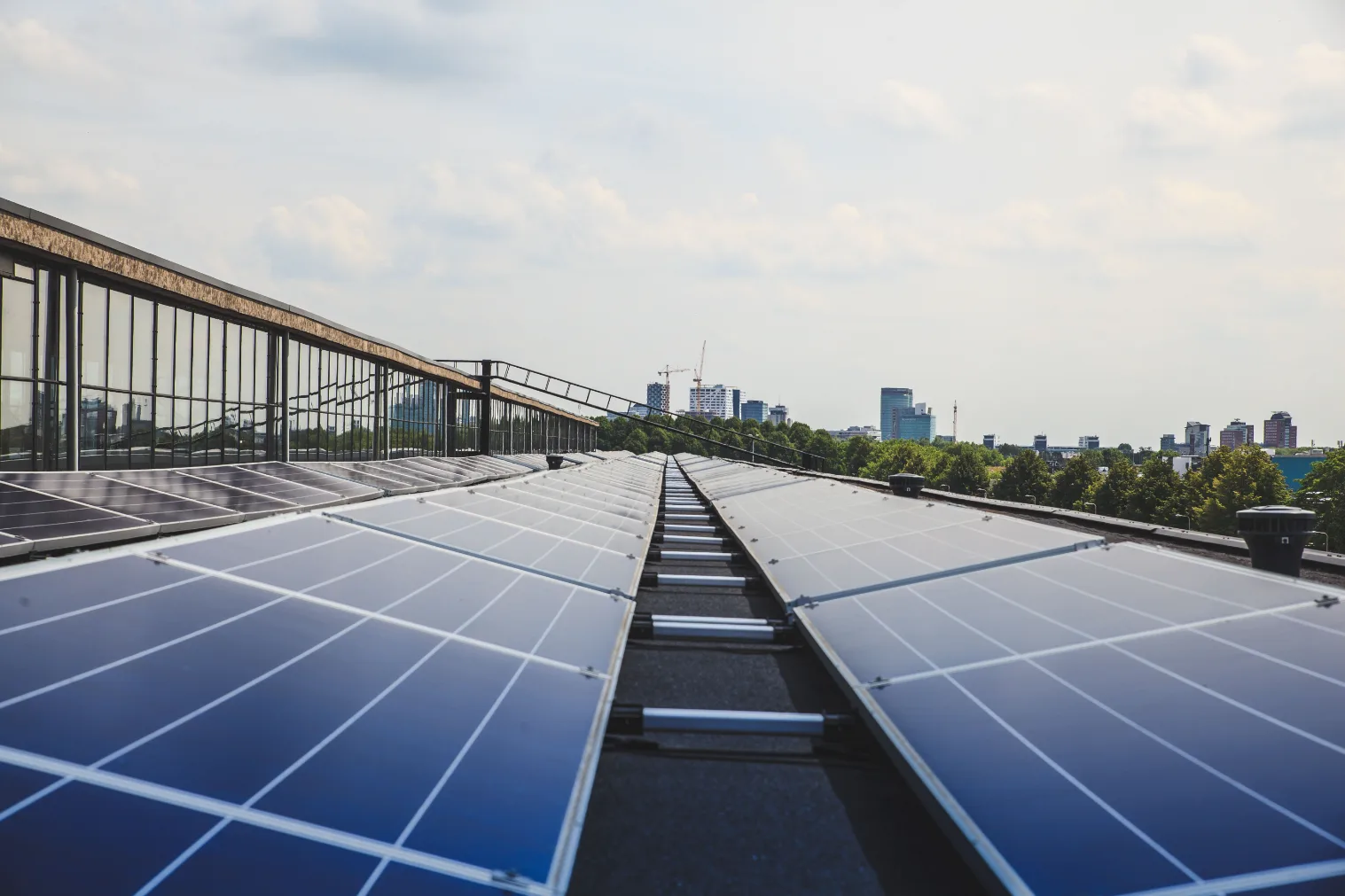 Bringing Sunshine Indoors: GEPS 3kW solar price in India post img