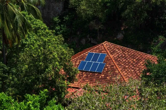 best solar panel dealers in Kannur
